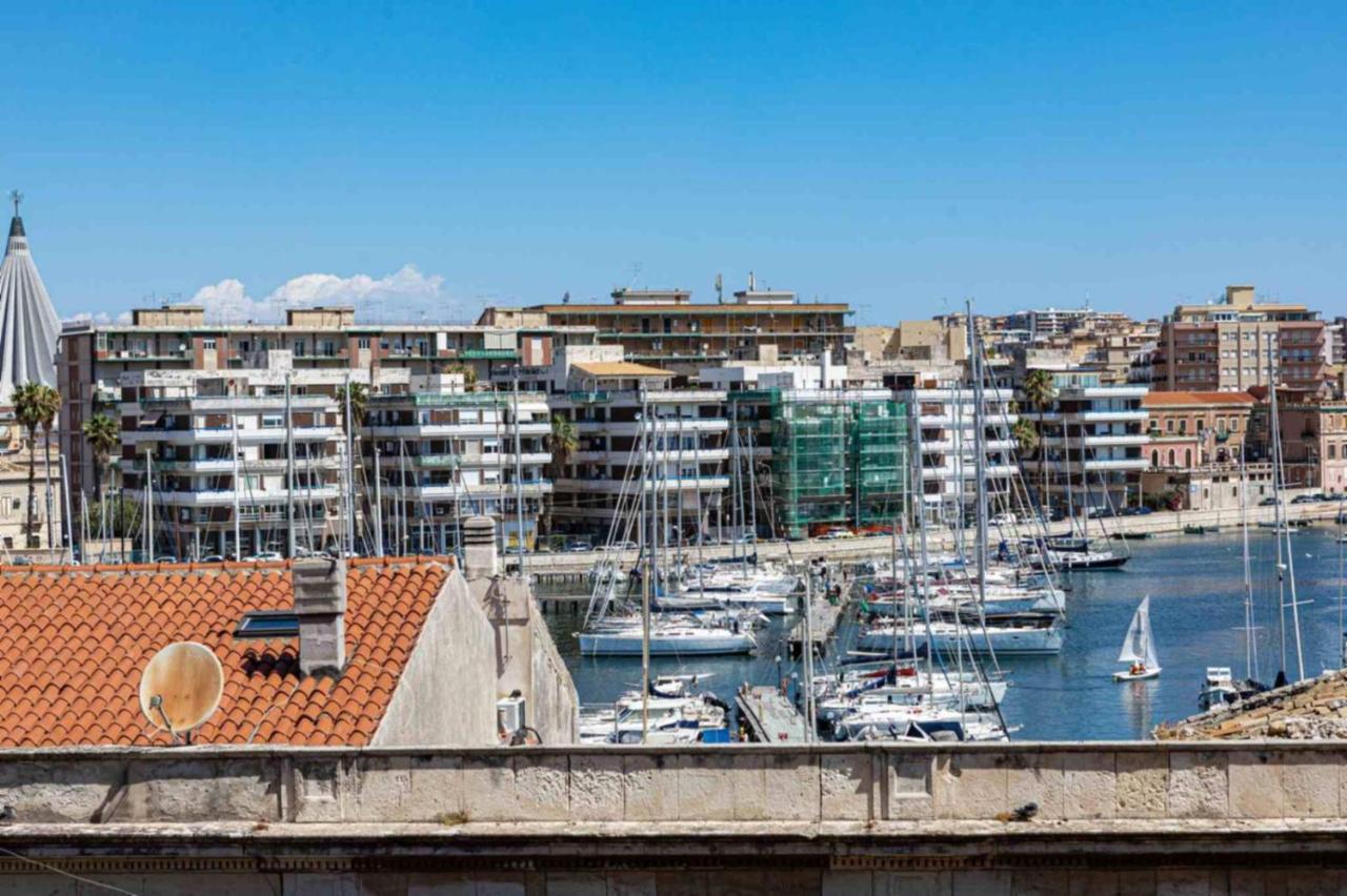 سيراكوزا Ortigia Sunset Apartments - Xenia Sicily Villas المظهر الخارجي الصورة